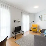 Gaia Metro-2 Bedrooms Apartamento *