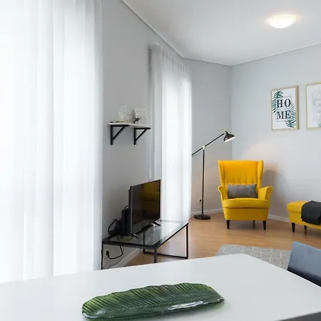 Gaia Metro-2 Bedrooms Appartement *